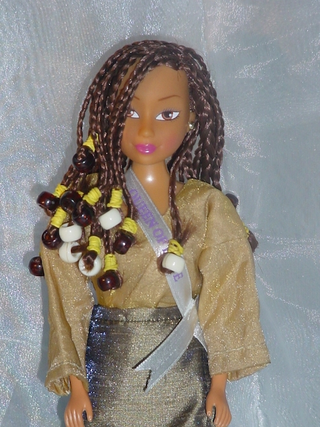 Illustration for article titled Nigerian 'Queens of Africa' Dolls Give Girls What Barbie Can't
